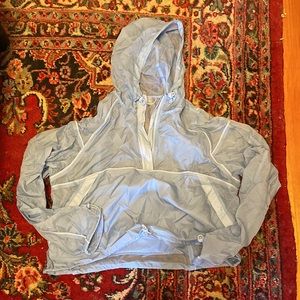 Outdoor Voices Packable Windbreaker Size L EUC